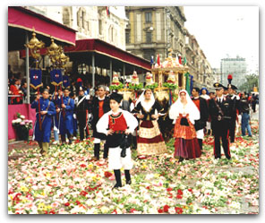 Images of the festival of Sant' Efisio